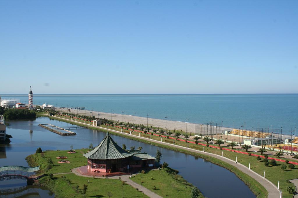 Apartment Miracle Batumi Kültér fotó