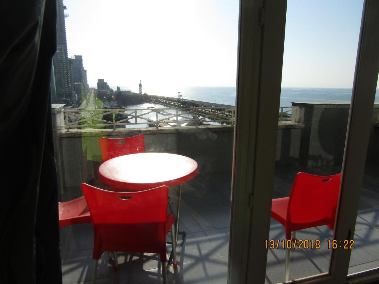 Apartment Miracle Batumi Kültér fotó