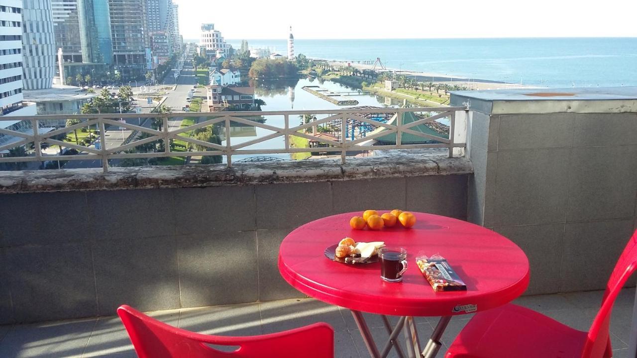 Apartment Miracle Batumi Kültér fotó